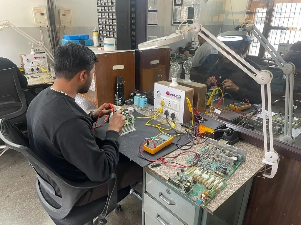 Reliable SMPS Precision Servicing Engineering Services